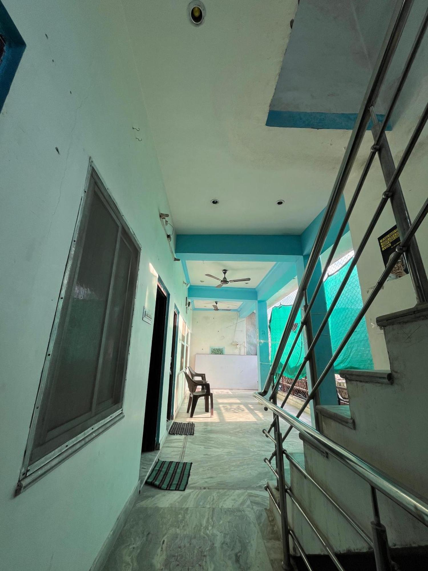 Hostel Monalisa Pushkar Bagian luar foto