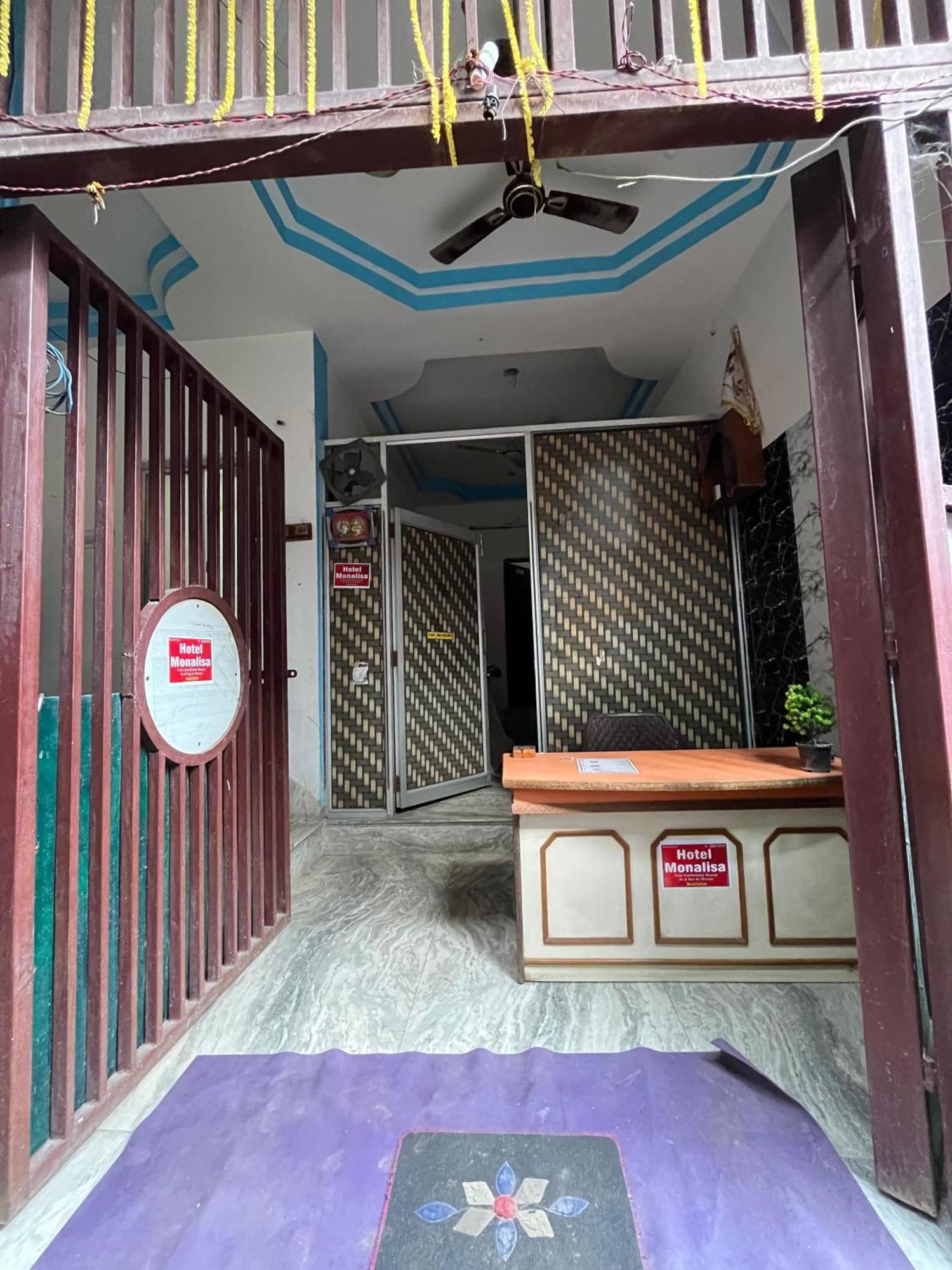 Hostel Monalisa Pushkar Bagian luar foto