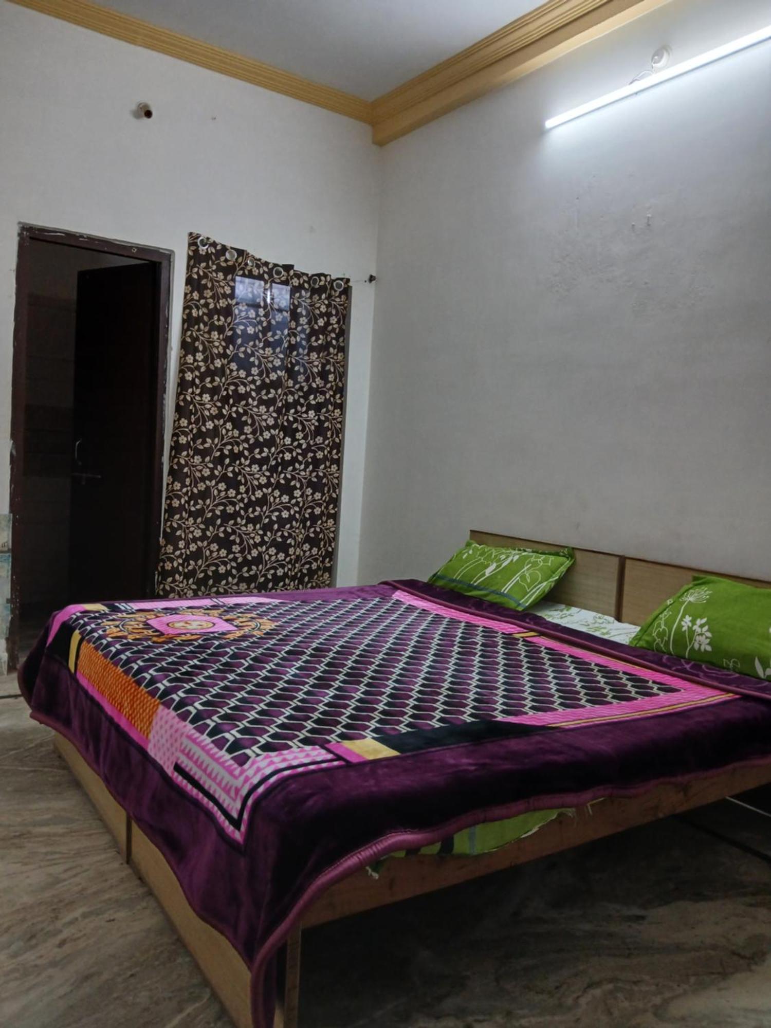 Hostel Monalisa Pushkar Bagian luar foto