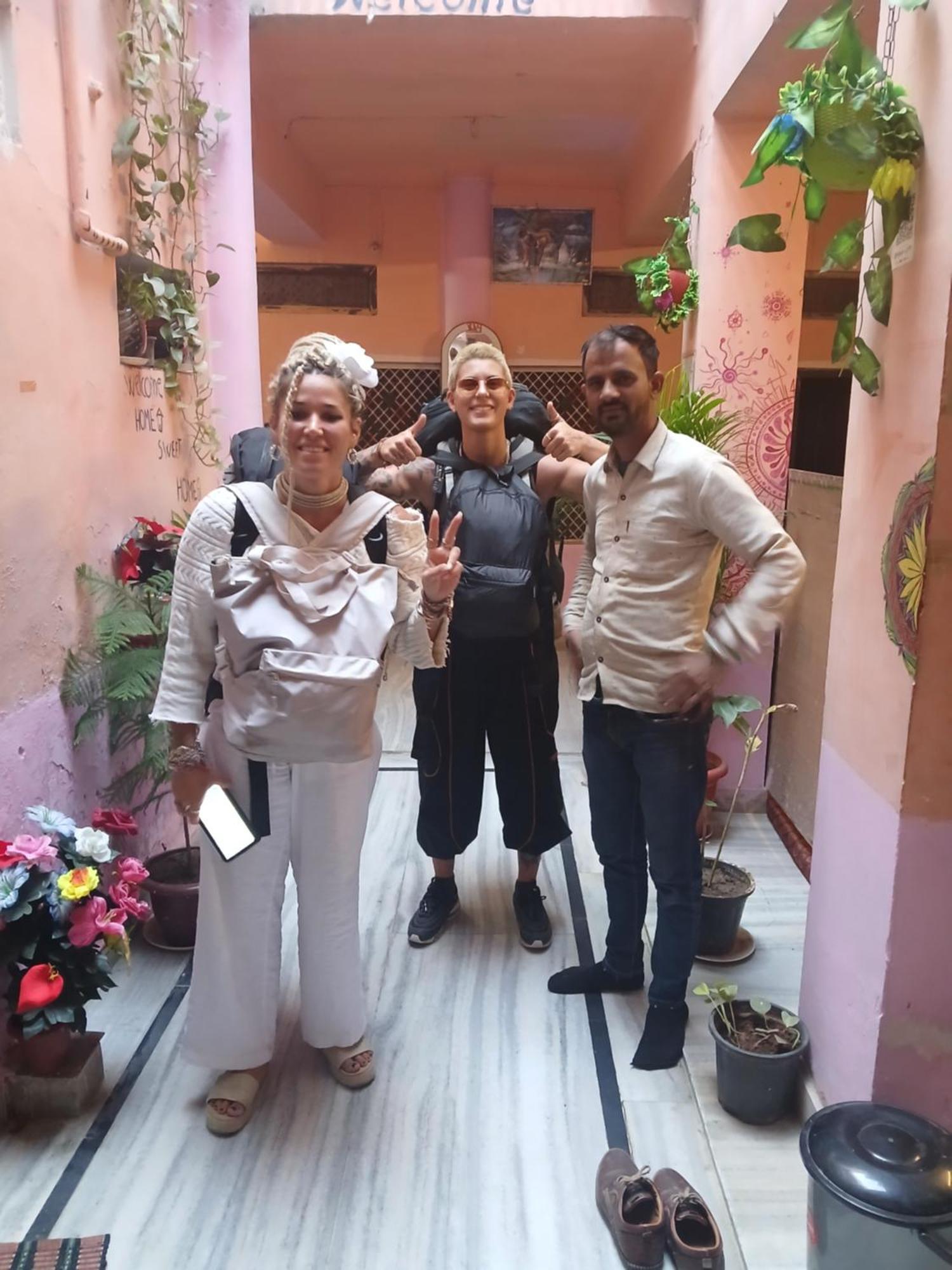 Hostel Monalisa Pushkar Bagian luar foto